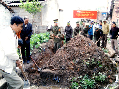 Thanh niên Bộ đội Biên phòng Lạng Sơn thi đua làm theo lời Bác